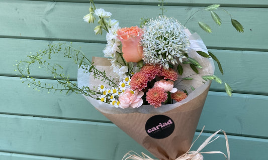 Cariad’s guide to creating the perfect wedding flowers